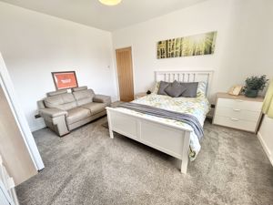 Photo 13- click for photo gallery